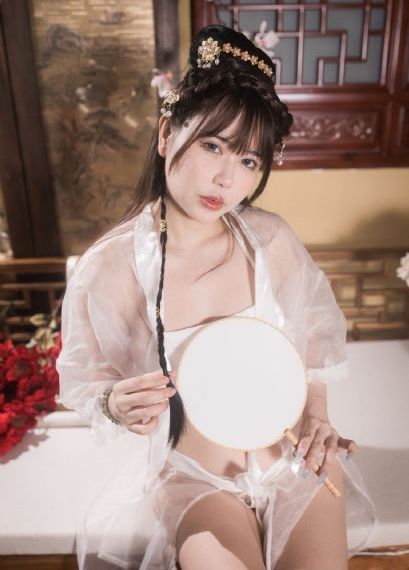 男模全身脱得精光gay网站