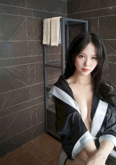 美女被草视频