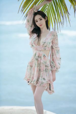 多p混交群体交乱在线观看