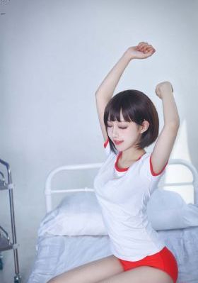 伦理年轻漂亮的岳9